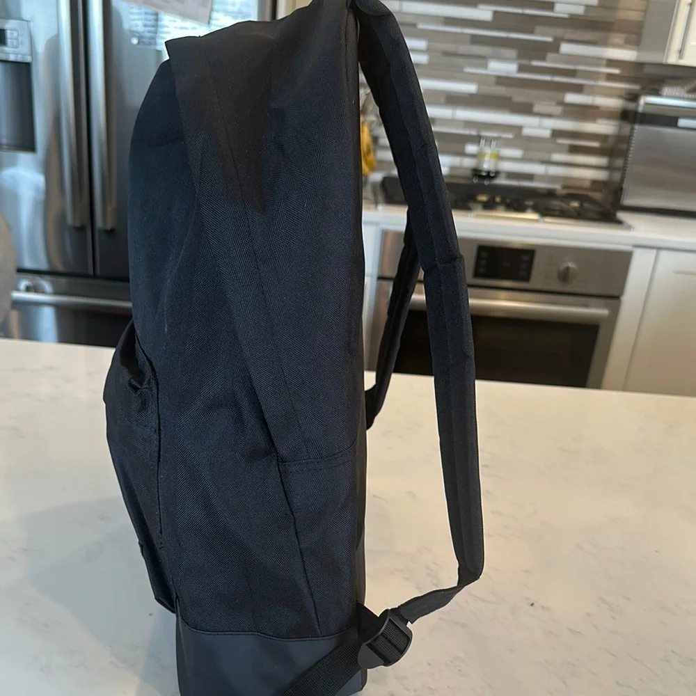 SNIPES Black Backpack - Picture 5 of 9